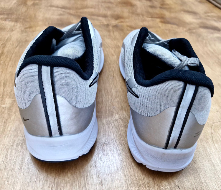 کفش رانینگ مردانه فلو NIKE